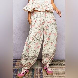 POL Cream Pink Floral Cotton Gauze Wide Leg Jogger Pants